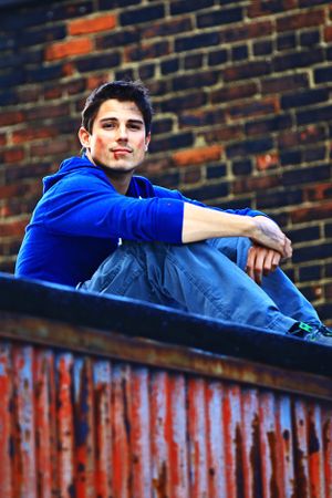FC: Sean Faris